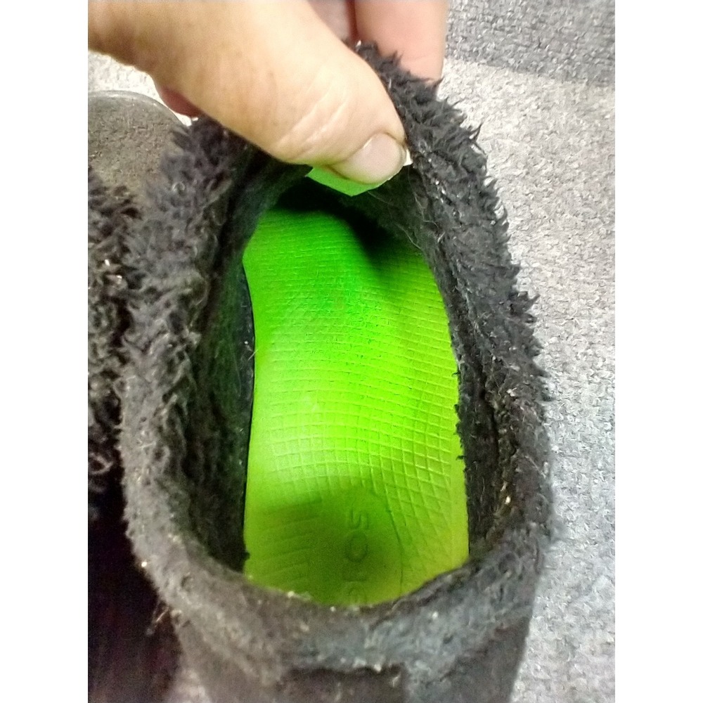 OOFOS Oocoozie Low Womens 8 Black Fleece Recovery Slipper Mule Slip On Comfort - Picture 9 of 12